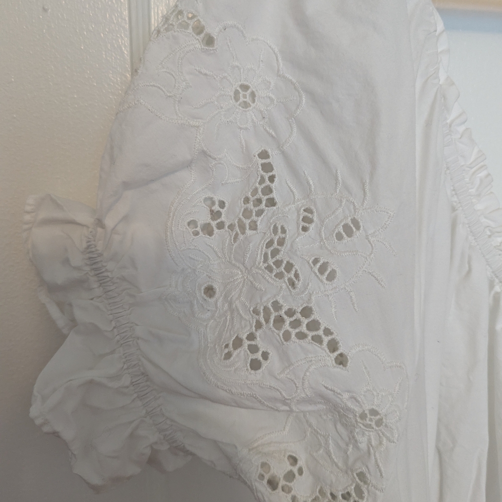 H&M White Maxi Dress with Eyelet Sleeves - Picture 4 of 6
